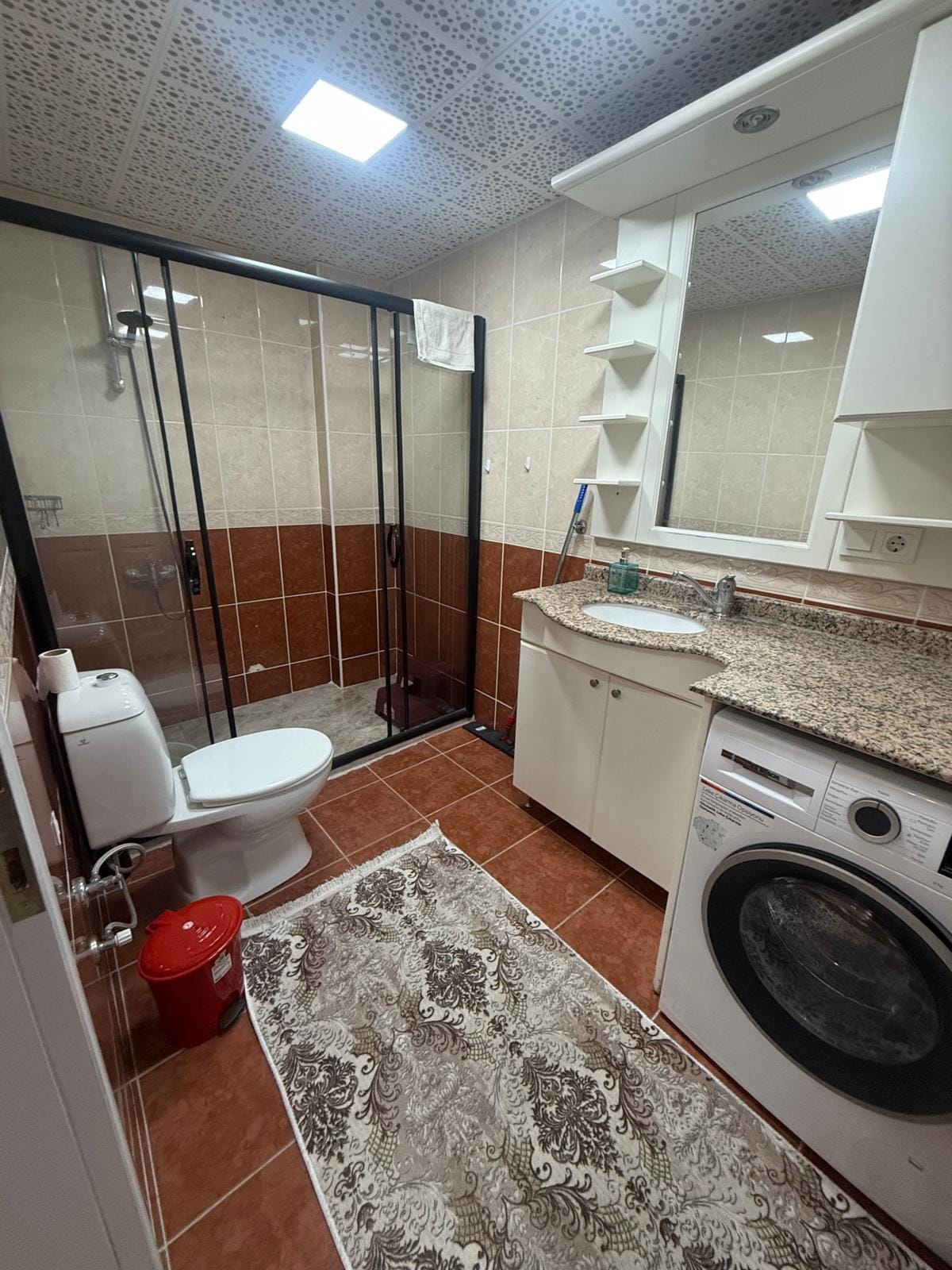 Просторная меблированная квартира 2+1 рядом с пляжем в районе Оба - Фото 12