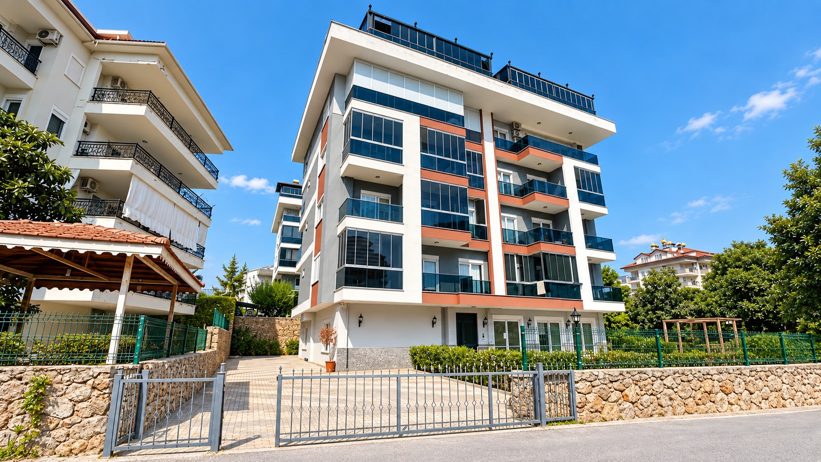 Меблированная квартира 2+1 площадью 95 м² в районе Оба