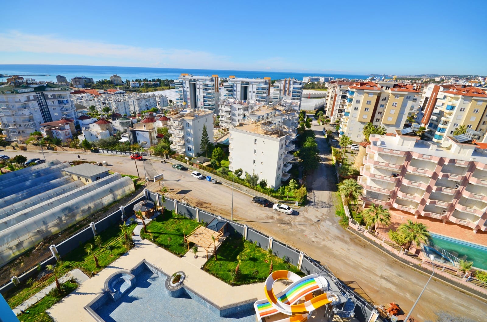 Меблированный дуплекс 2+1 с панорамным видом на море - Фото 25